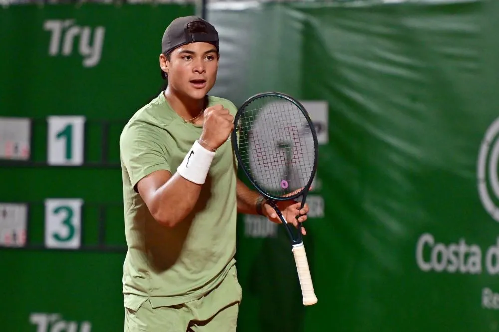 Imagem da matéria: Campeão de Roland Garros, Guto Miguel disputará o Costa do Sauípe Open, na Bahia