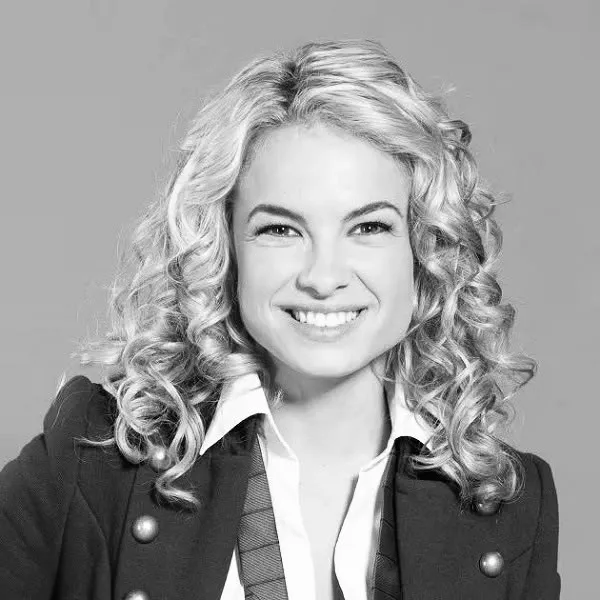 Imagem da matéria: Morre aos 39 anos a atriz Lua Blanco, conhecida por interpretar Roberta em Rebelde