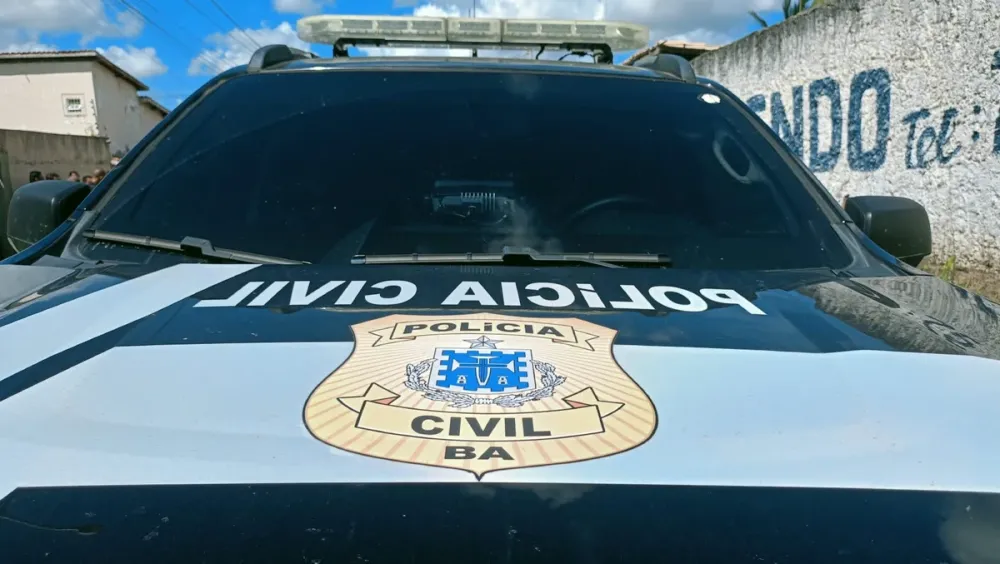 Imagem da matéria: Adolescentes de 14 e 16 anos são apreendidos suspeitos de matar menino de 11 anos dentro de casa na Bahia