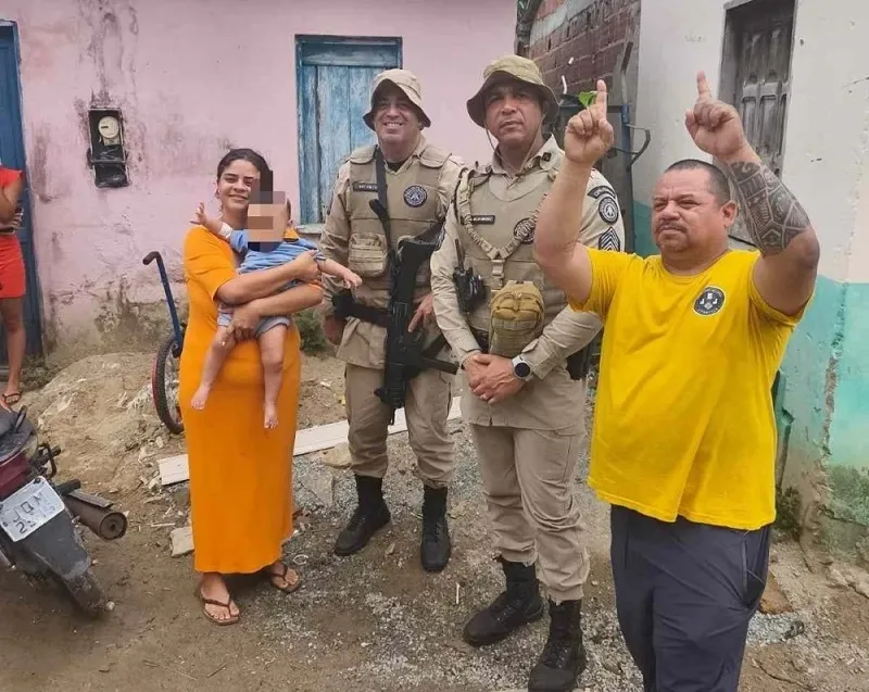 Imagem da matéria: Bebê sequestrado em praça na Bahia recebe alta após três dias internado
